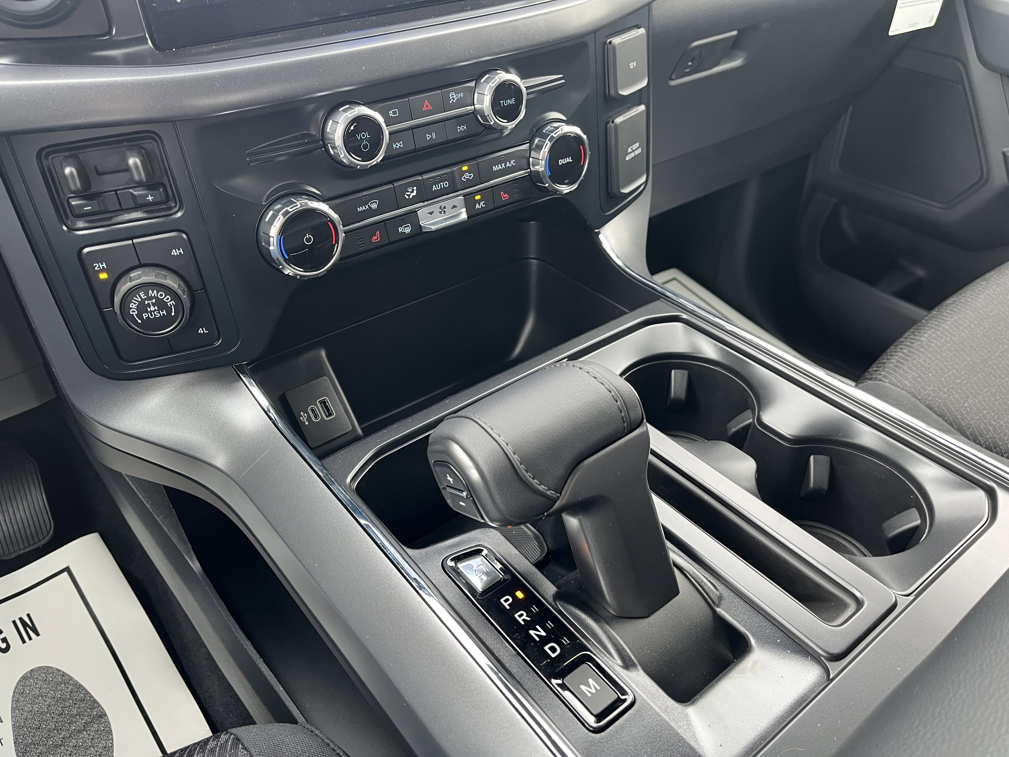 New 2026 Iconic Silver Metallic Ford XLT image 22