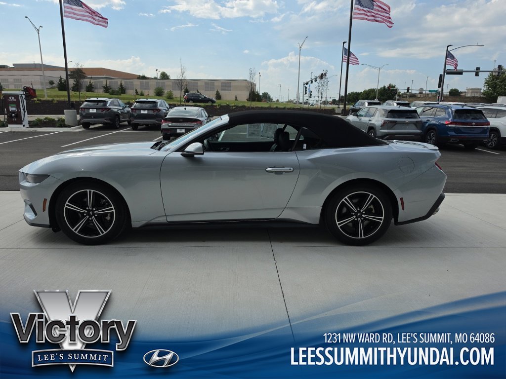 Used 2025 Ford Mustang EcoBoost Premium with VIN 1FAGP8UH3S5112683 for sale in Kansas City