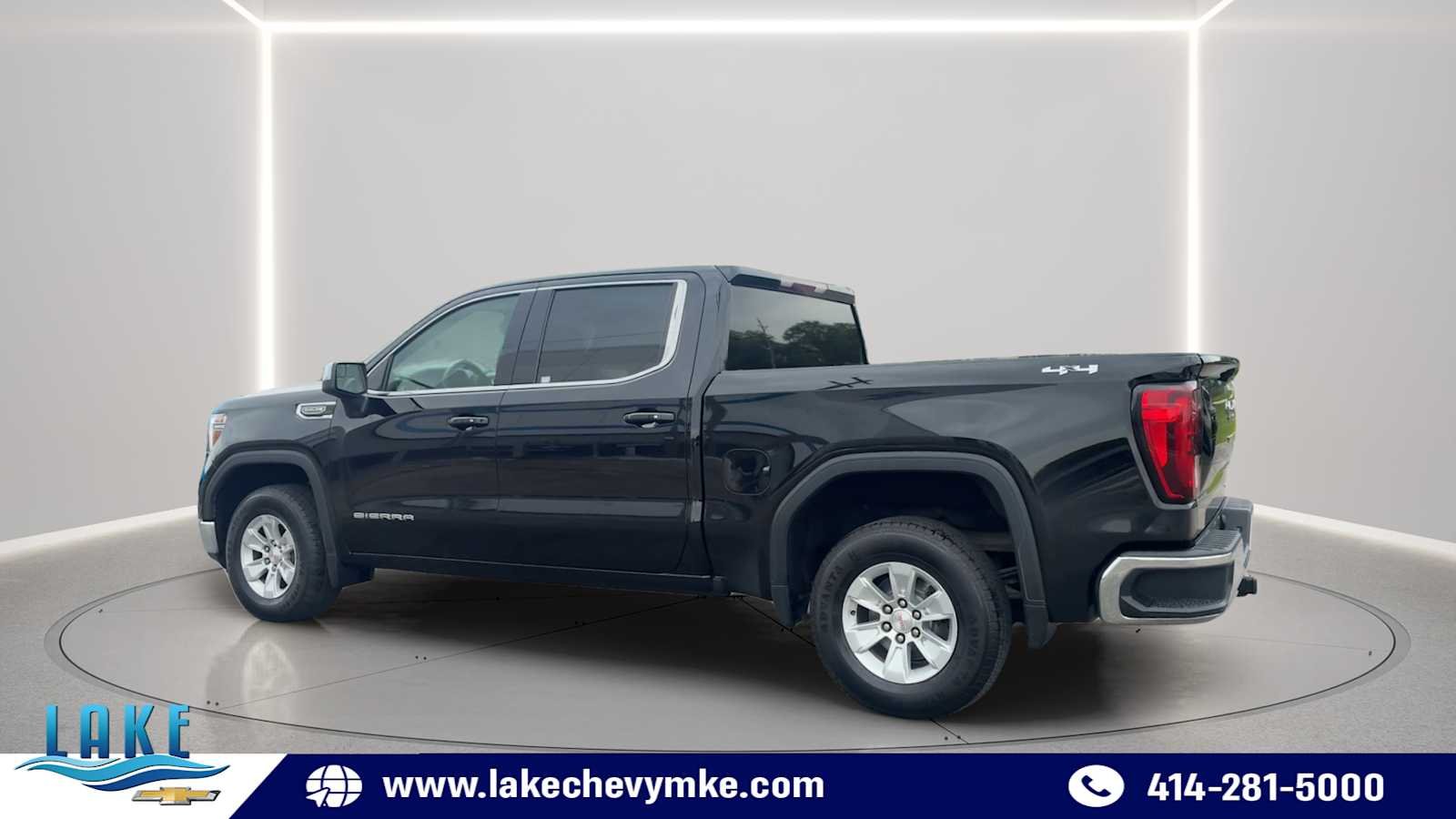 Certified Used 2021 Black GMC SLE image 6