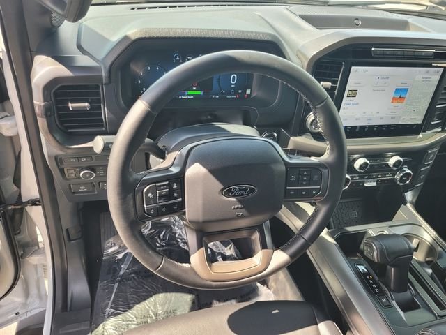 Used 2024 White Ford XLT image 30