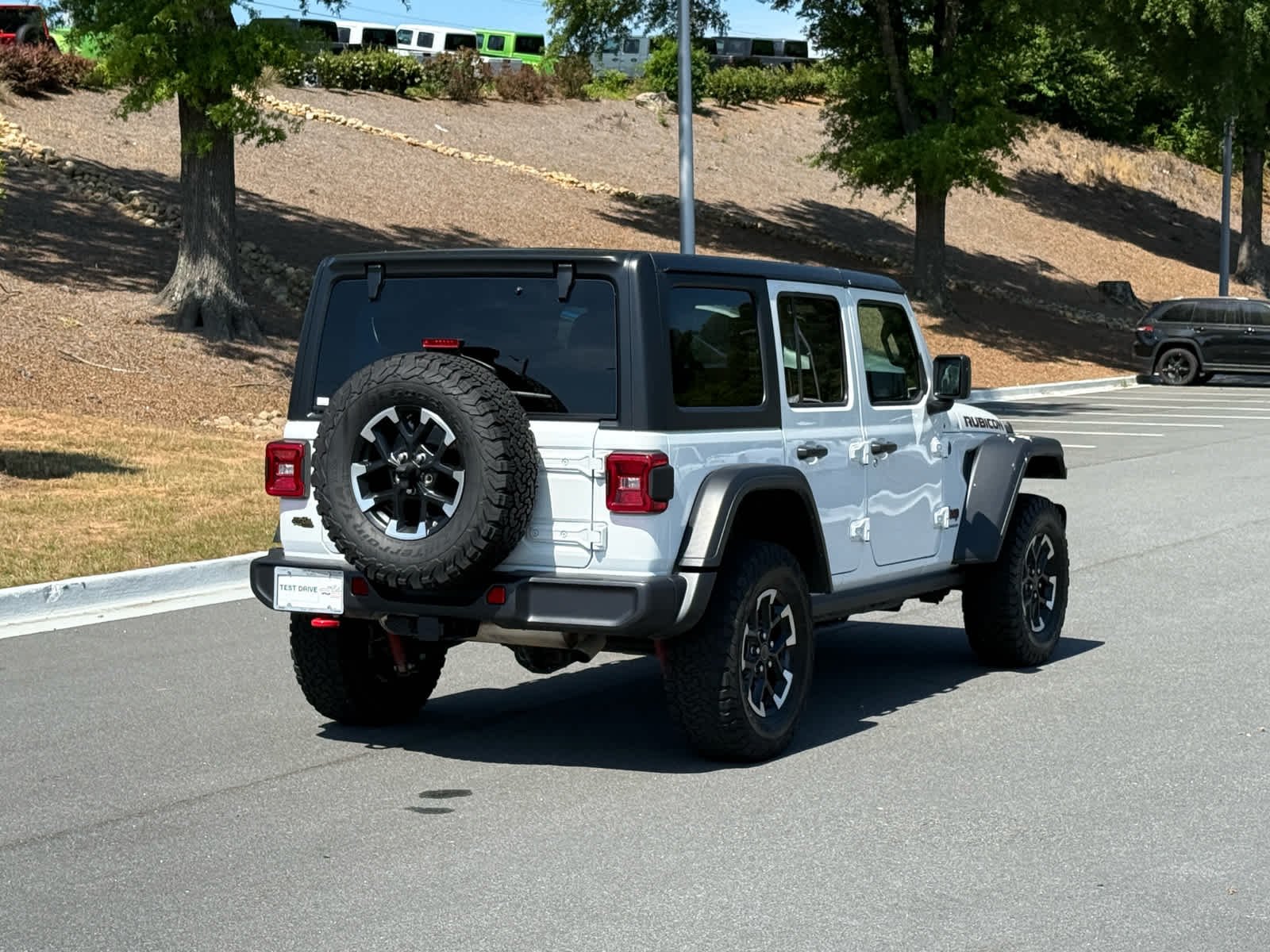 Certified Used 2025 Bright White Clearcoat Jeep Rubicon image 5