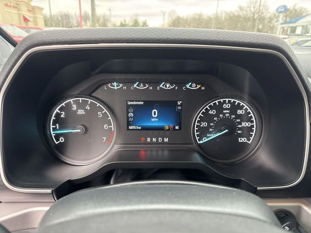 Used 2023 Blue Ford XLT image 15
