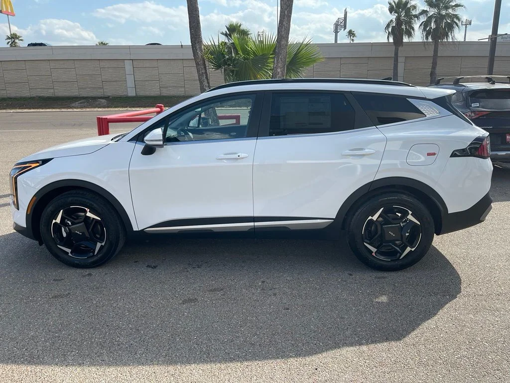 New 2026 White Kia EX image 4