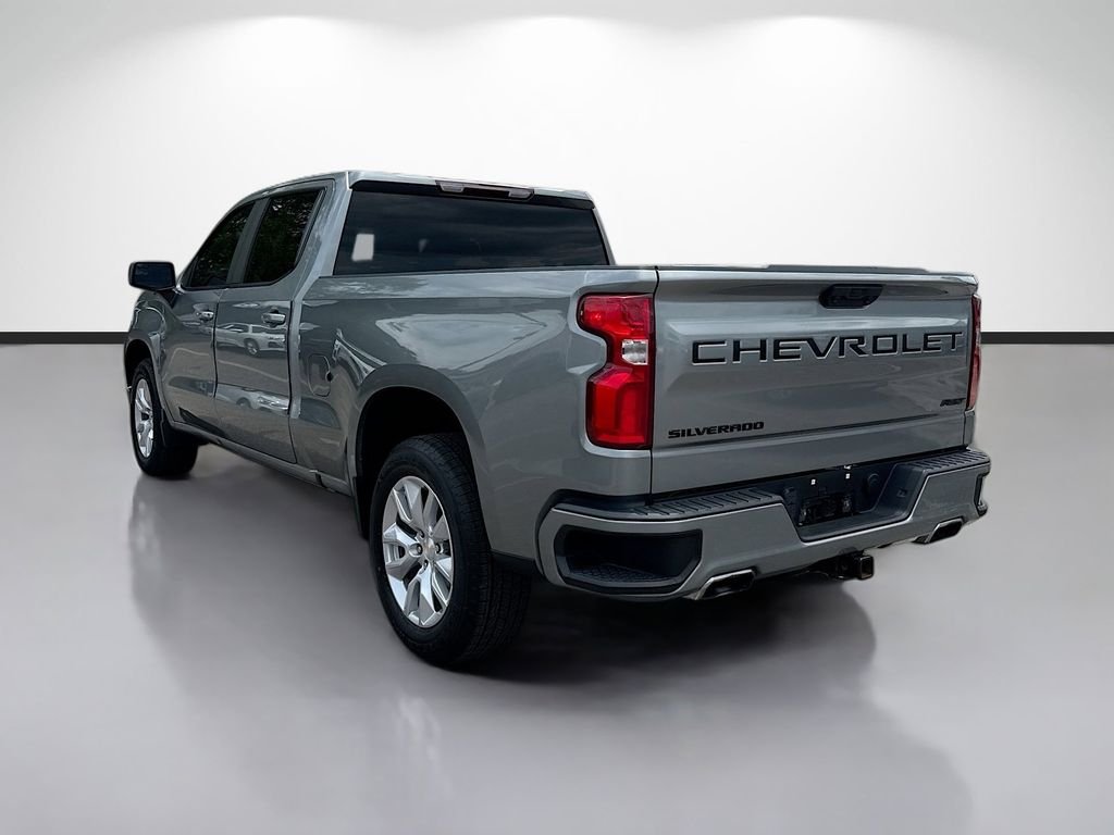 Used 2023 Gray Chevrolet RST image 5