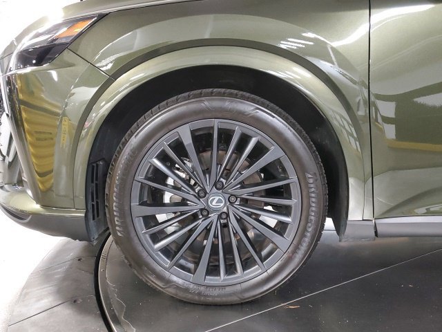Used 2026 Green Lexus 350 Premium image 30