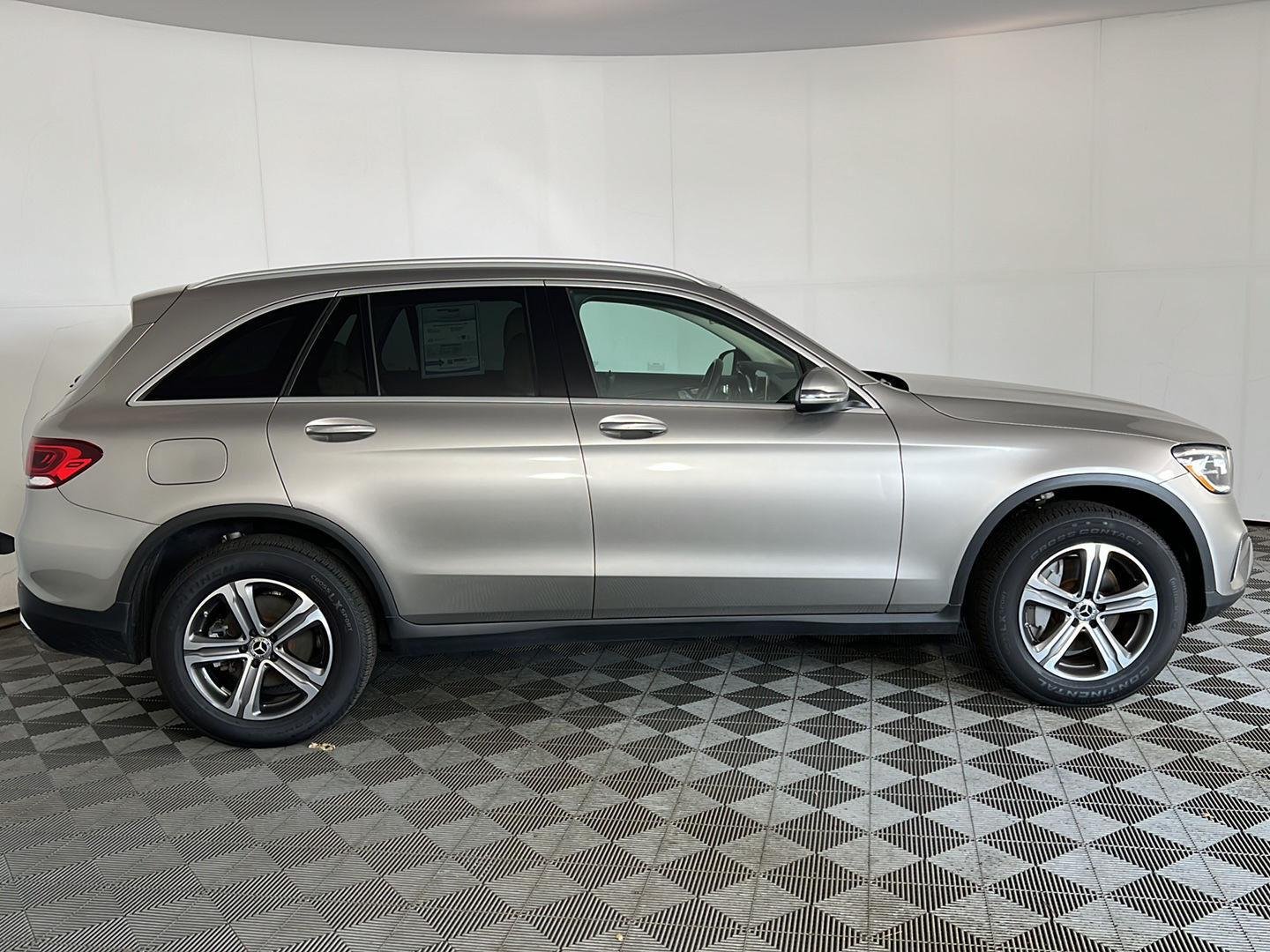 Used 2020 Mojave Silver Metallic Mercedes-Benz GLC 300 image 7