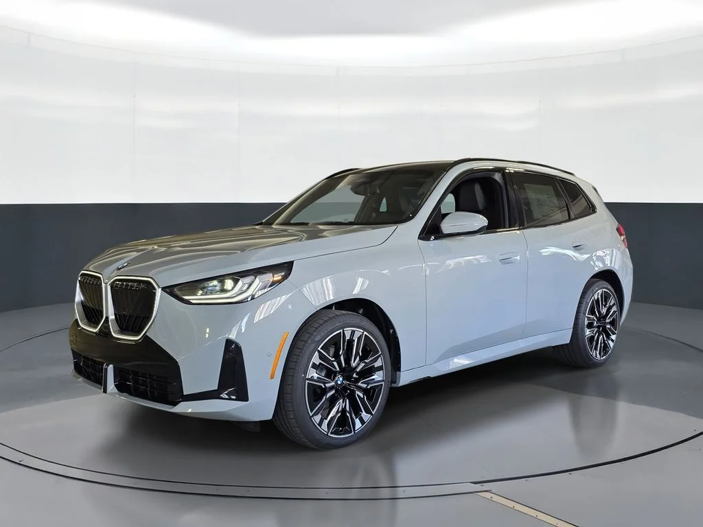 2026 BMW X3 30 XDRIVE's photo