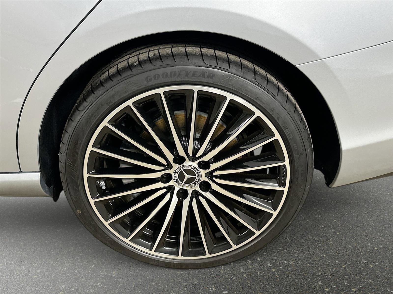 Used 2026 Cirrus Silver Metallic Mercedes-Benz C 300 image 37