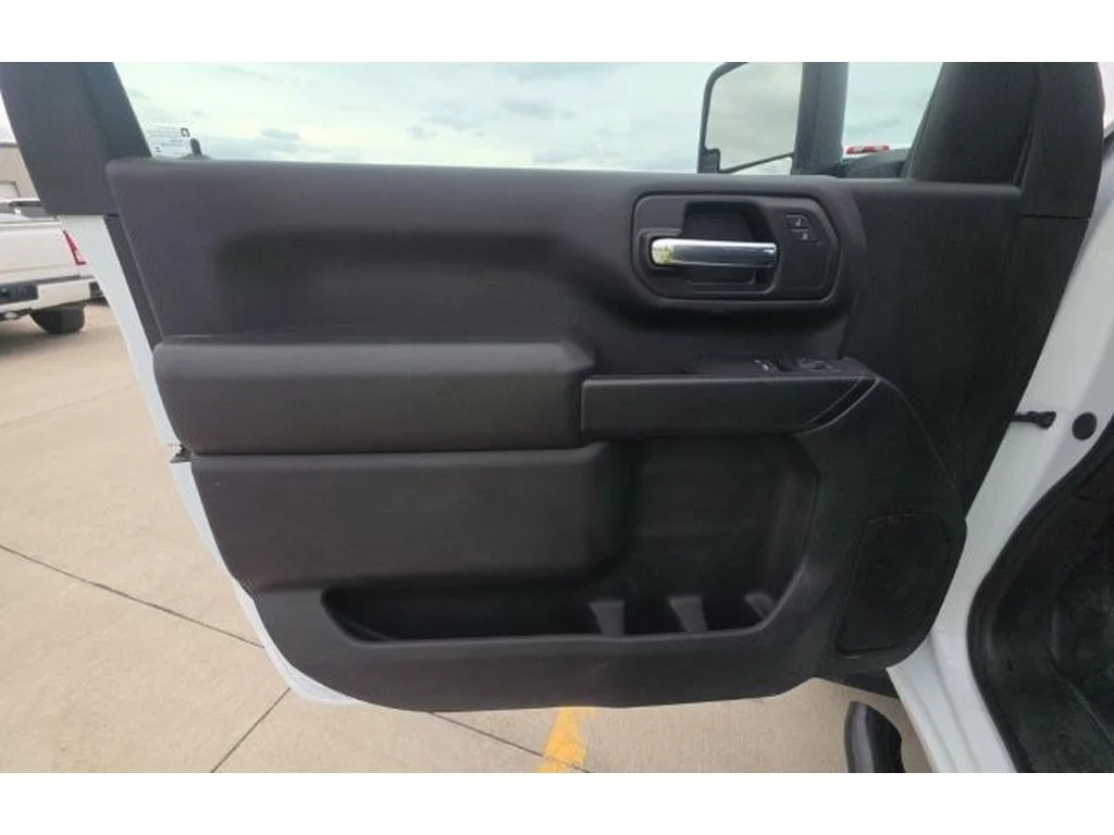 Used 2026 Summit White Chevrolet Work Truck image 7