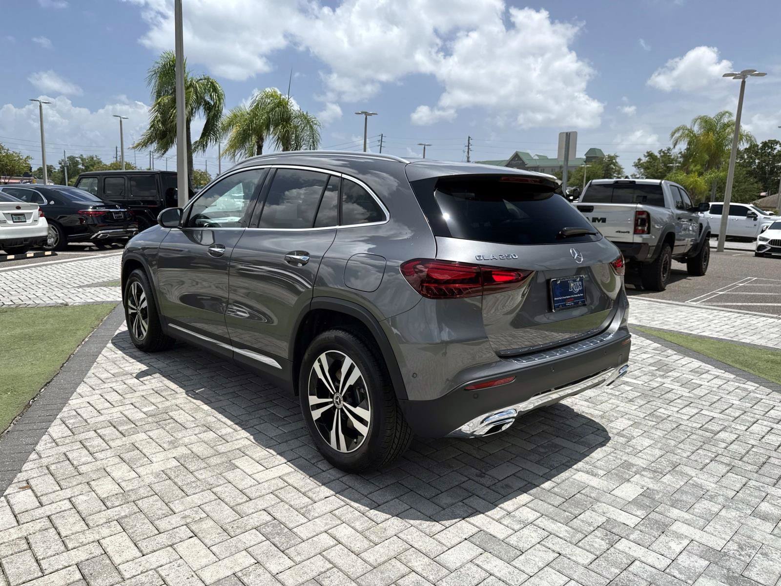 New 2026 Gray Metallic Mercedes-Benz 250 SUV image 4