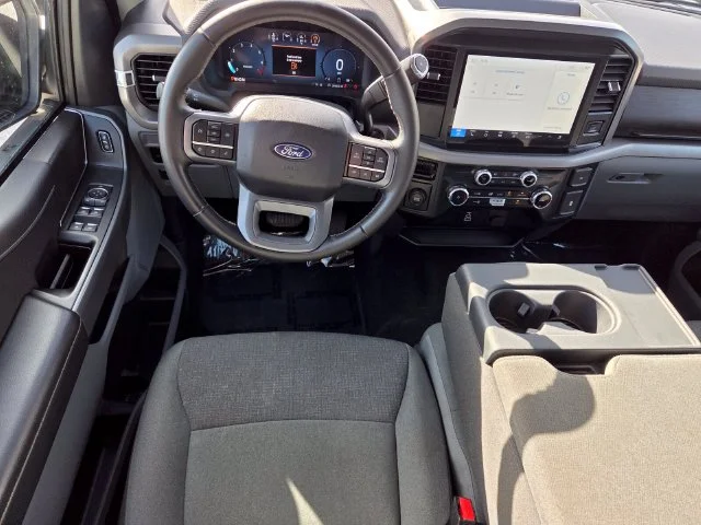 Used 2025 White Ford XLT image 8
