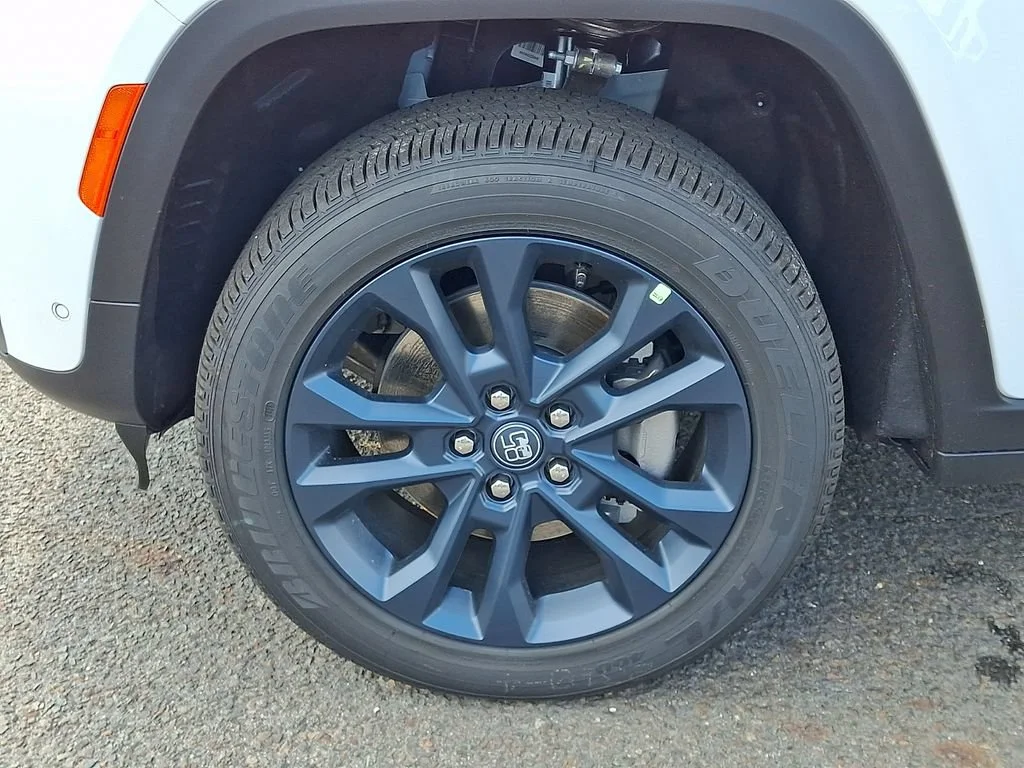 New 2026 Bright White Clearcoat Jeep 85th Anniversary Edition image 19