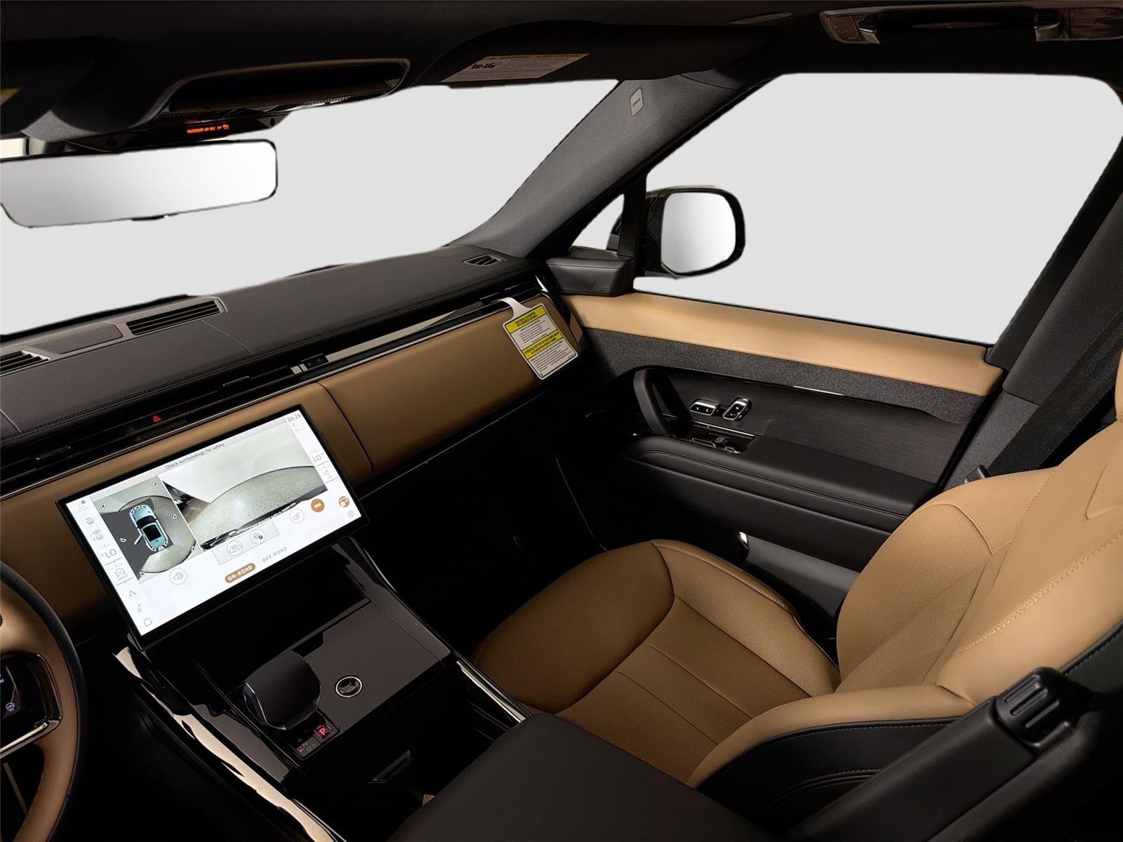 New 2026 Santorini Black LAND ROVER Dynamic SE image 22