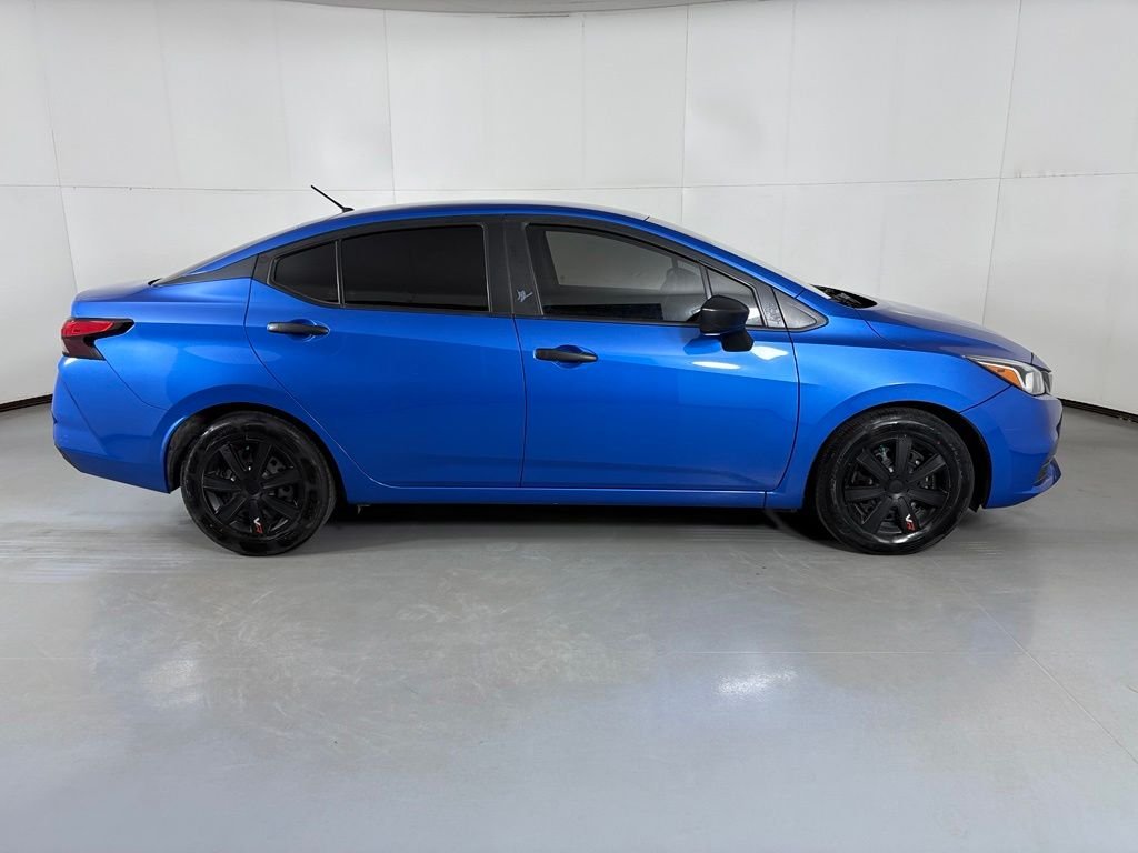 Used 2022 Blue Nissan 1.6 S image 8