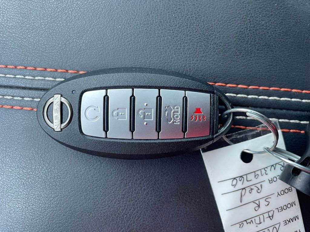 Used 2024 Red Nissan 2.5 SR image 18