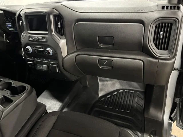 Used 2025 Silver GMC Pro image 21