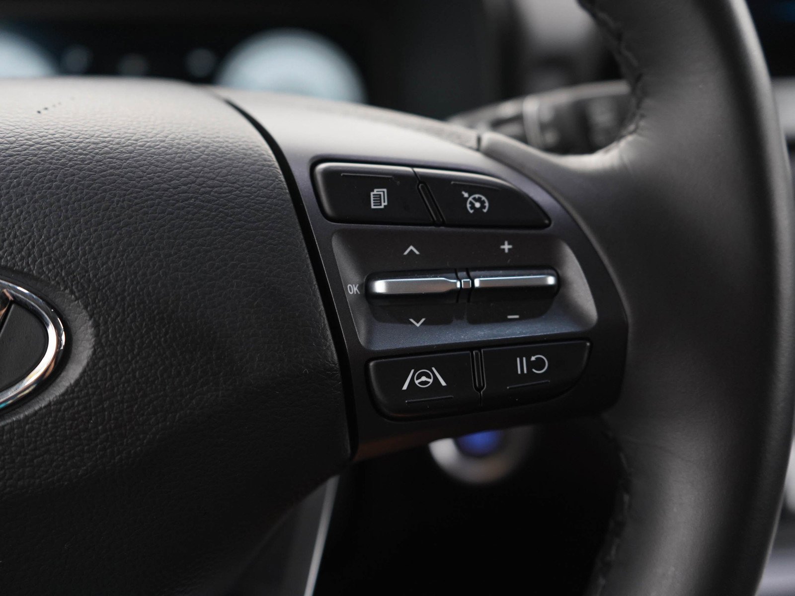 2023 Hyundai Kona EV SEL - Photo 24