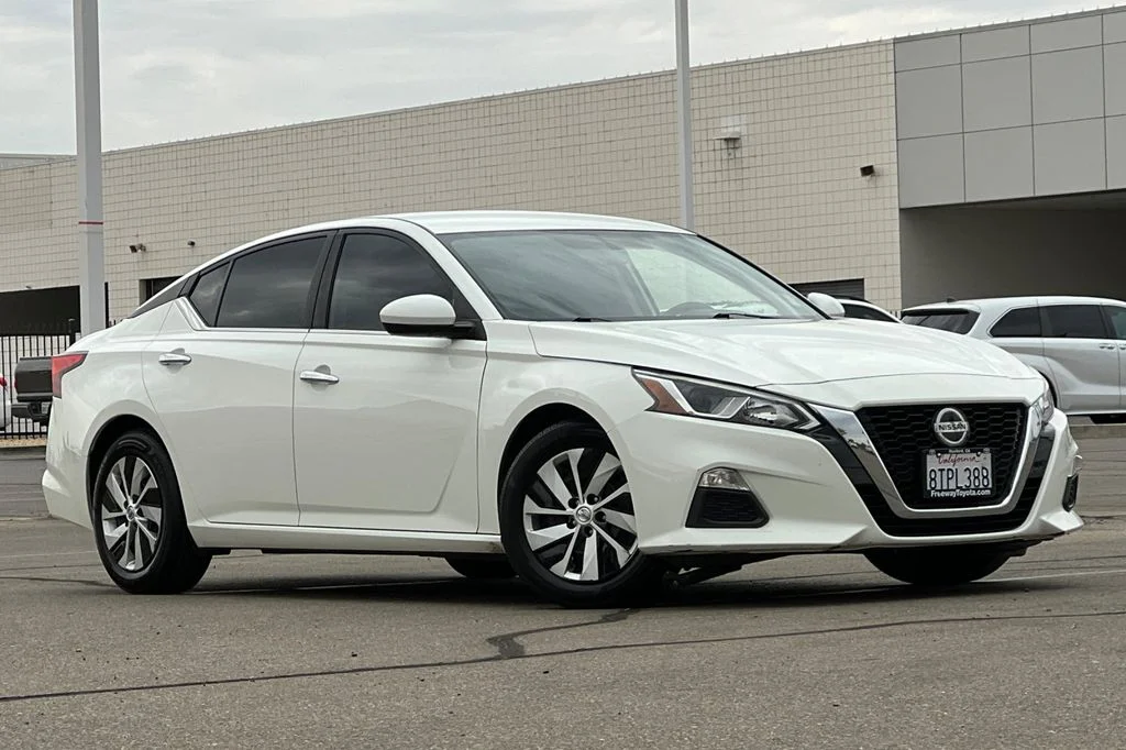 2020 Nissan Altima
