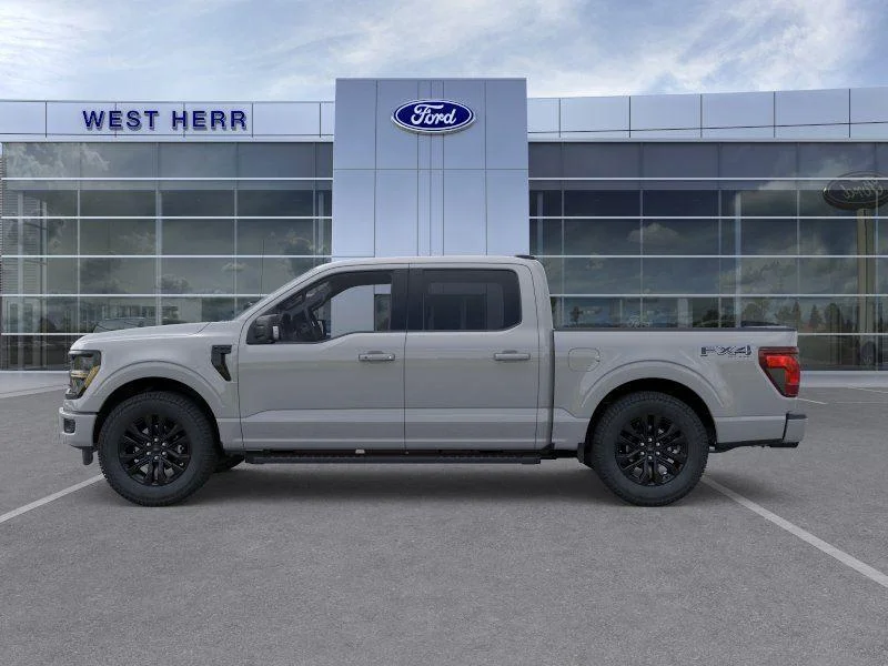 New 2026 Avalanche FORD XLT image 4