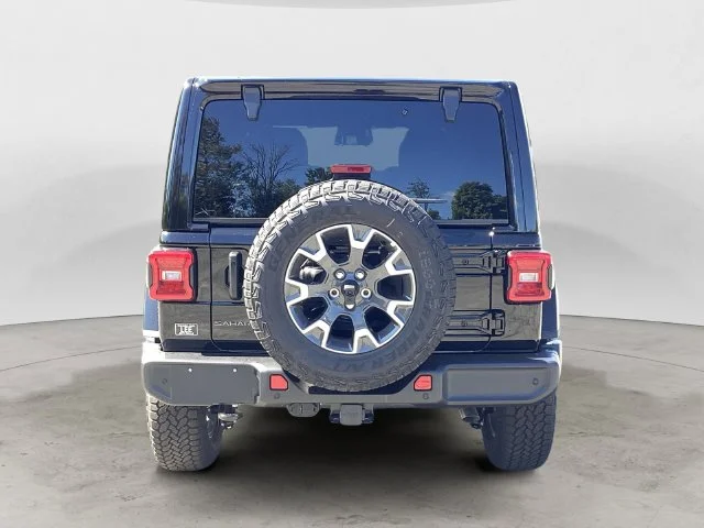 New 2027 Black Jeep 4-DOOR SAHARA image 5