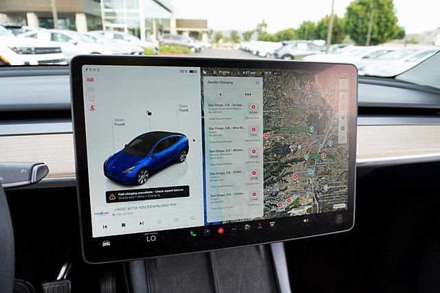 Used 2024  Tesla Long Range image 34