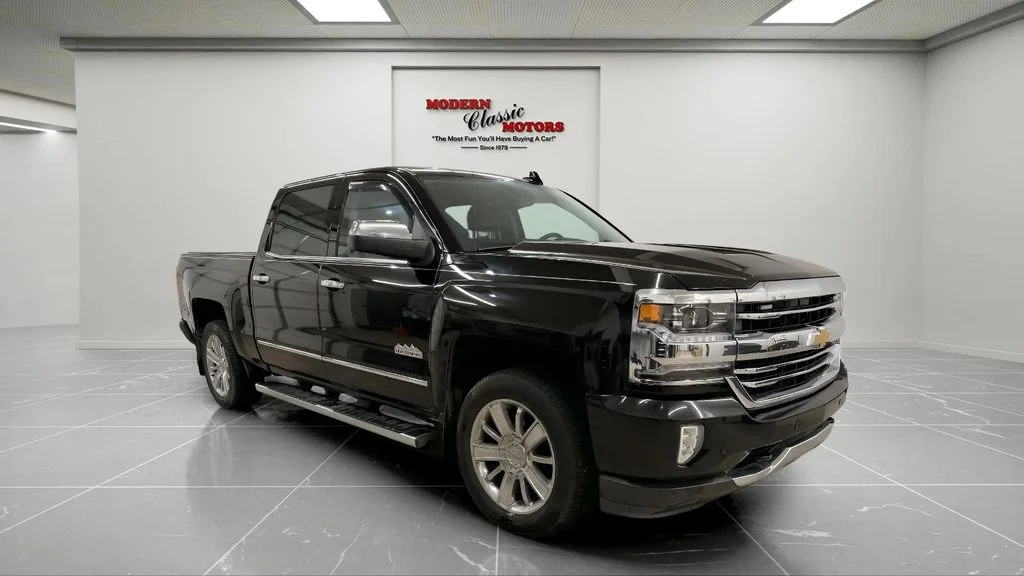 2017 Chevrolet Silverado 1500 High Country 4X4 Crew Cab Standard Box's photo