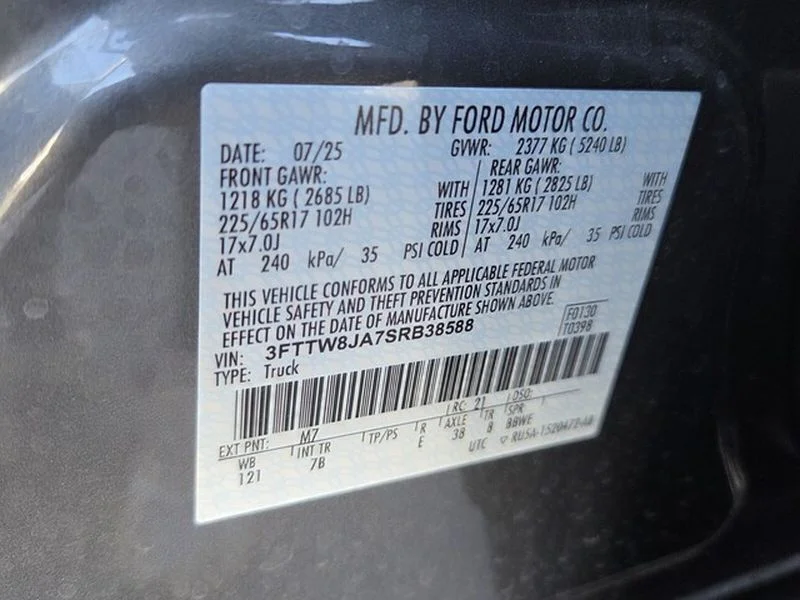 Used 2025 Carbonized Gray Metallic Ford XLT image 7