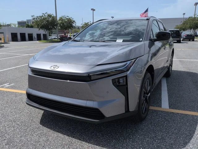 New 2026 Heavy Metal Toyota XLE image 8