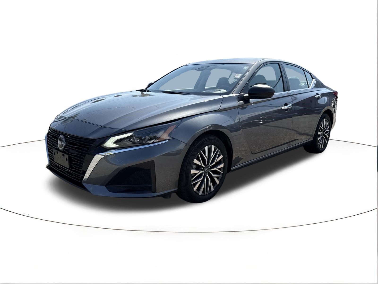 2025 Nissan Altima SV - Photo 7