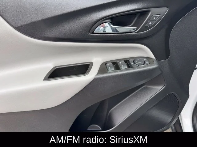 Used 2022 White Chevrolet LS image 12