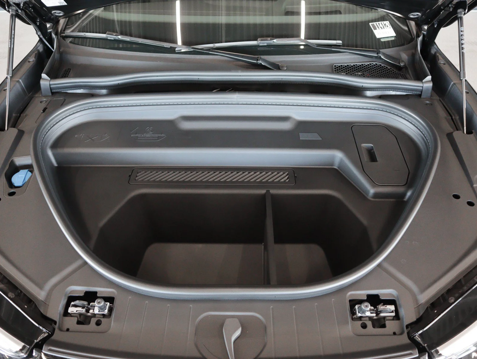 New 2027 Mythos Black Metallic Audi Premium Plus image 28