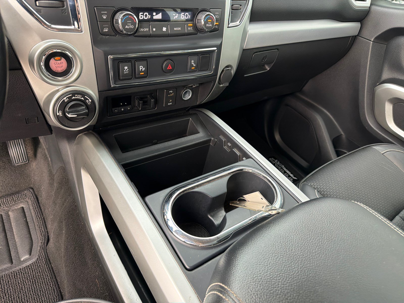Used 2018 Brilliant Silver Nissan PRO-4X image 31