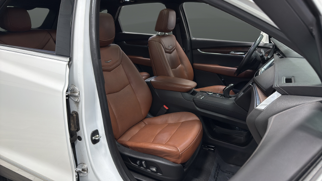 Used 2020 White Cadillac Premium Luxury image 24