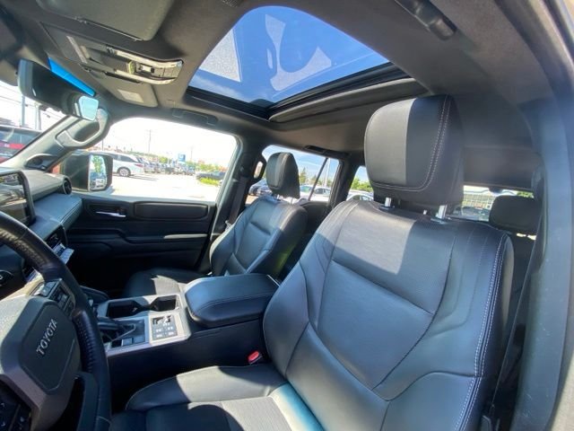 Used 2024  Toyota Base image 11