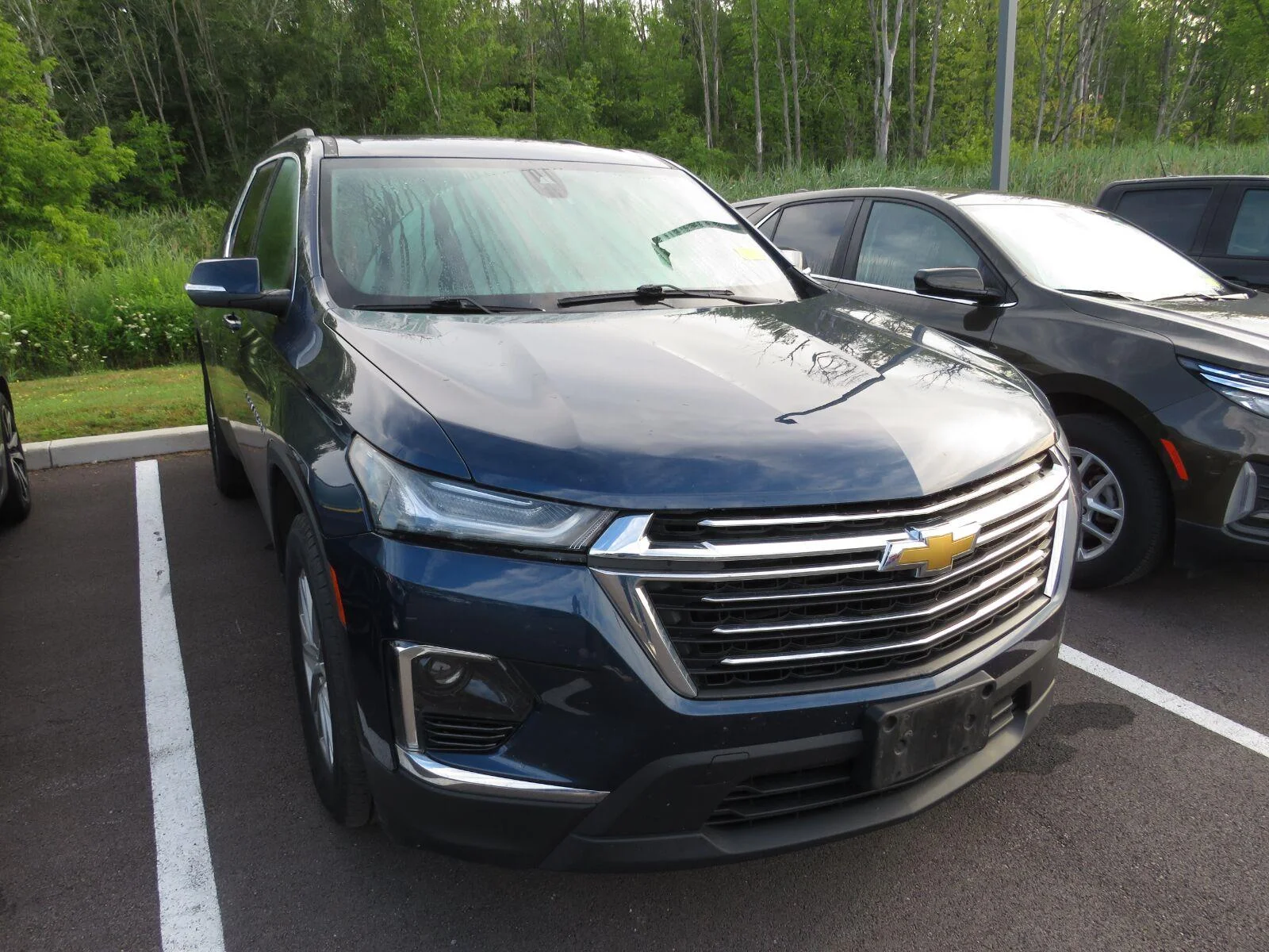 Used 2022 Northsky Blue Metallic Chevrolet LT Cloth image 3