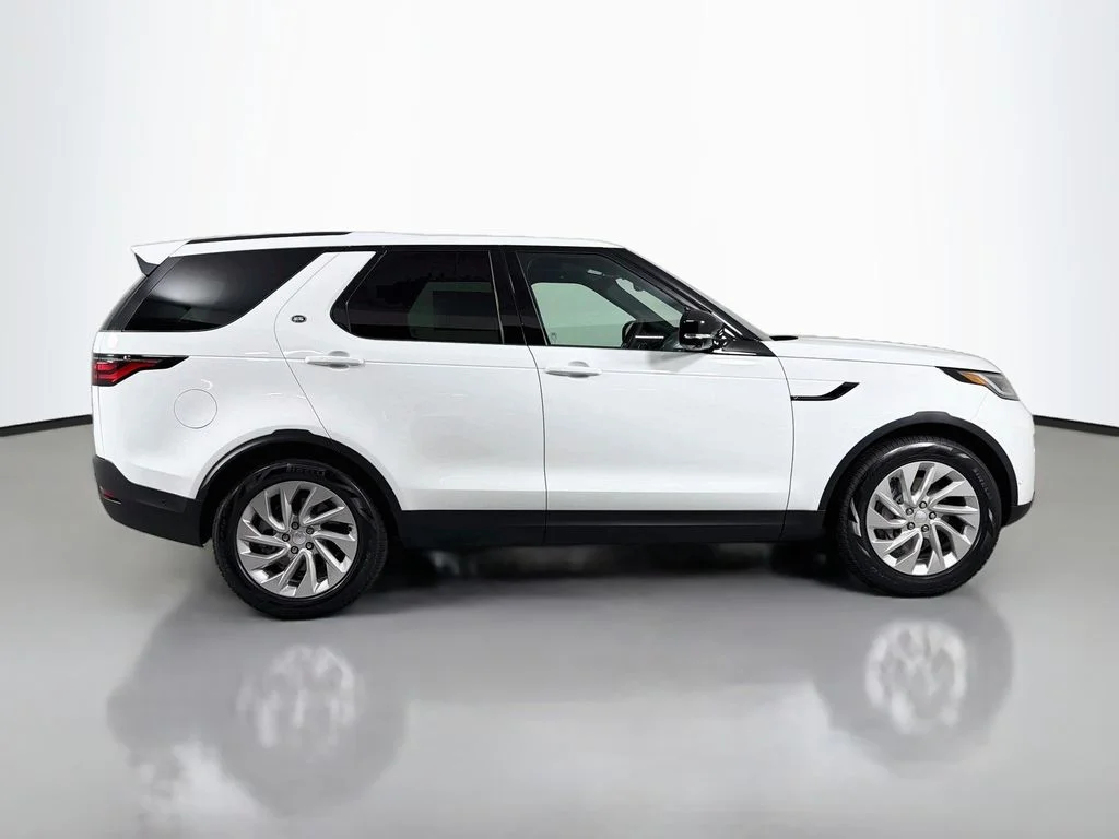 New 2026 Fuji White Land Rover S image 4