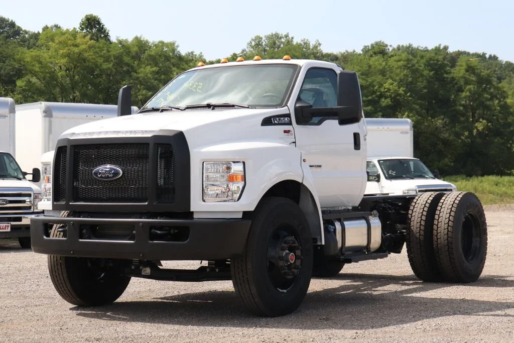 New 2027 White Ford Base Chassis Cab image 5