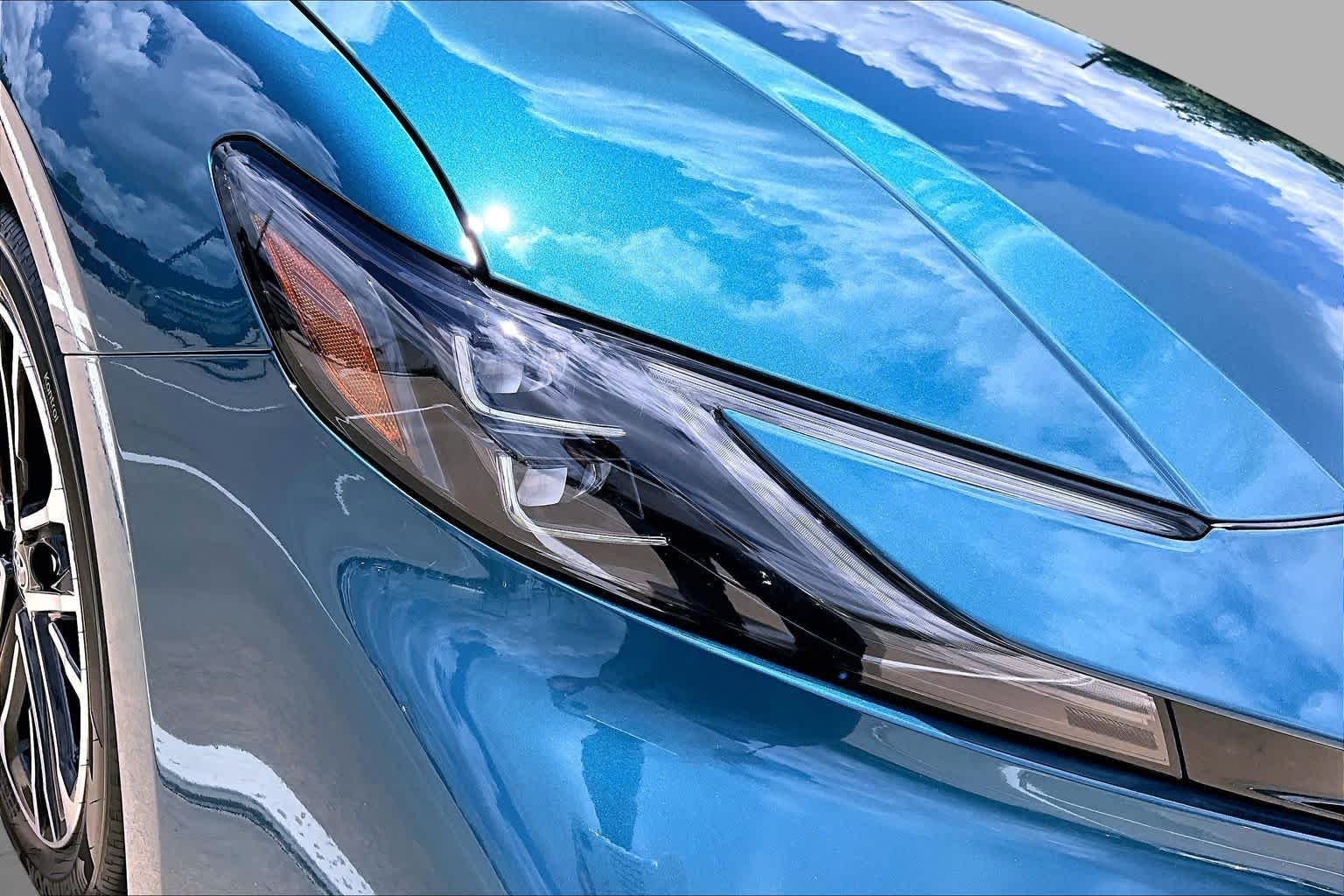 Used 2026 Ocean Gem Toyota XLE image 28