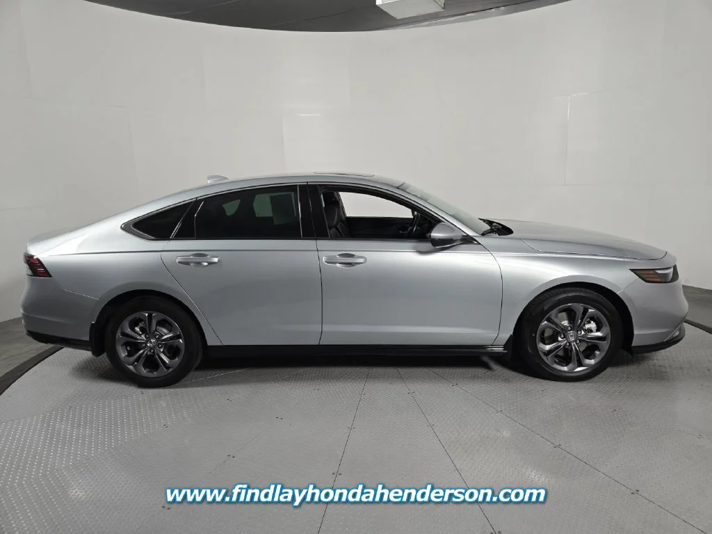 2024 Honda Accord Hybrid EX-L - Photo 7