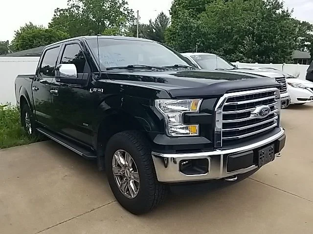 2015 Ford F-150 XLT 4x4 SuperCrew 145-in's photo