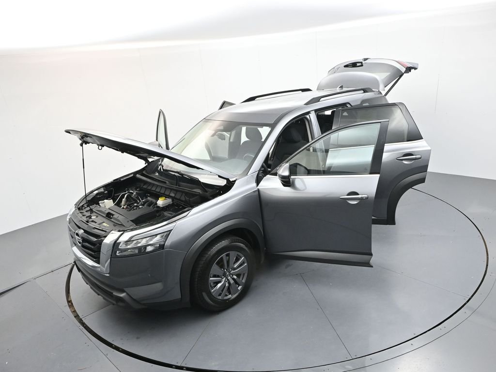 Used 2025 Gray Nissan SV image 34