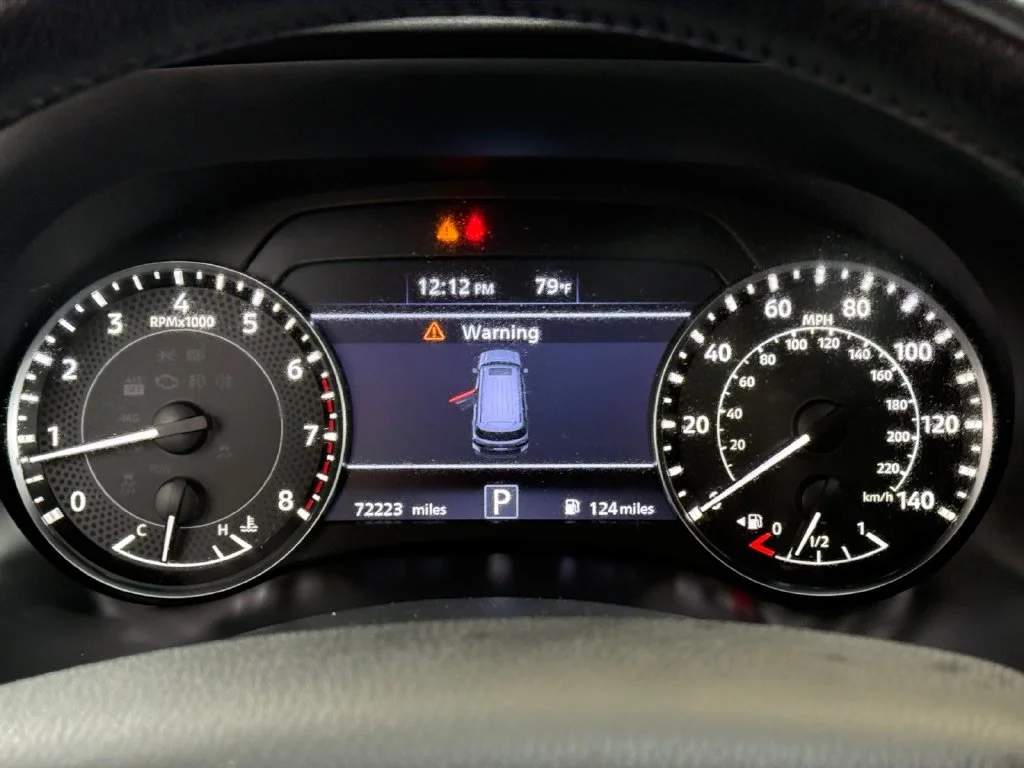 Used 2022 Gray Nissan SL image 14