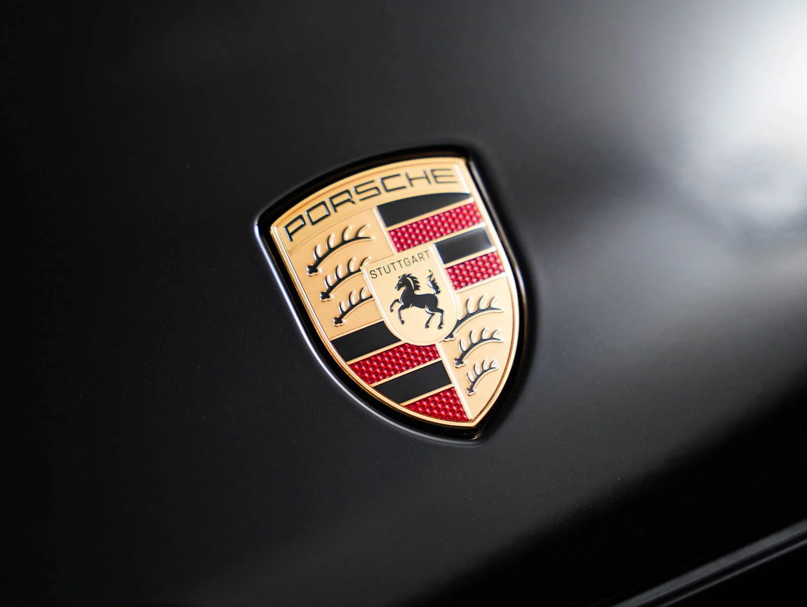 New 2026 CHROMITE BLACK Porsche Coupe image 32