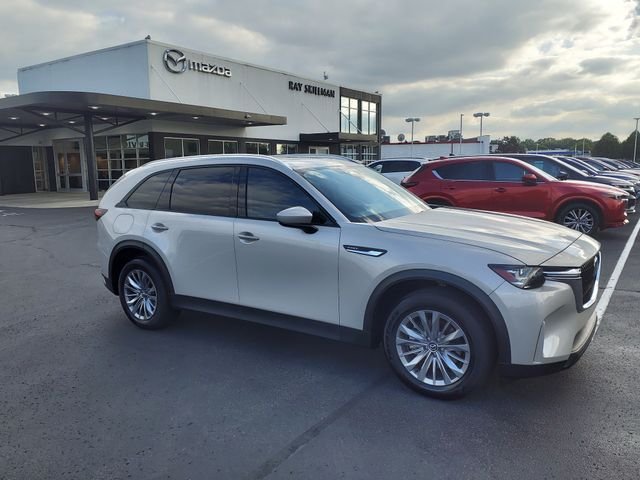 2024 Mazda CX-90 PHEV Preferred Package's photo
