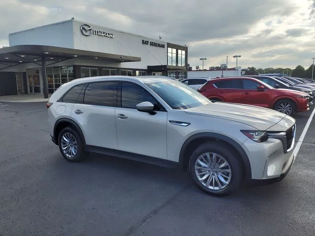 2024 Mazda CX-90 PHEV Preferred Package's photo