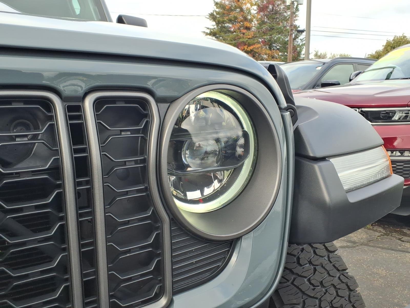 Certified Used 2025 Gray Jeep Rubicon image 12