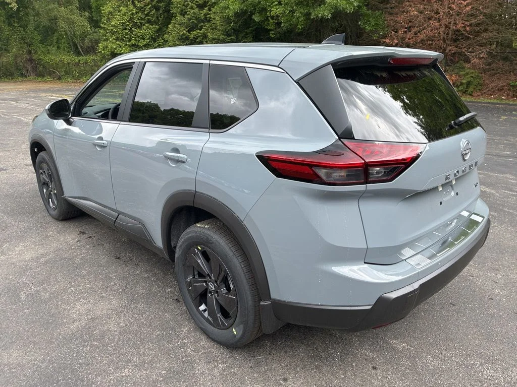 New 2026 Boulder Gray Pearl Nissan SV image 5