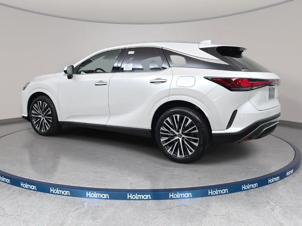 New 2026 Eminent White Pearl Lexus PREMIUM PLUS image 7