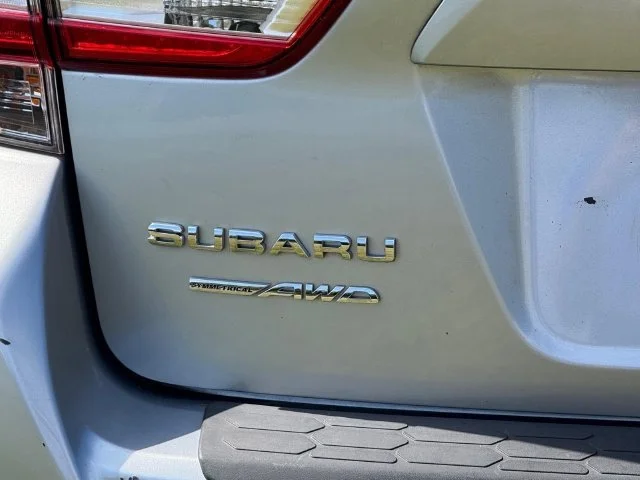 Used 2018 Silver Subaru 2.0i Premium image 15