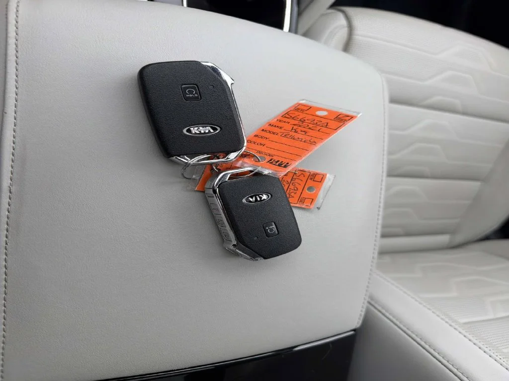 Used 2021 White Kia SX image 33